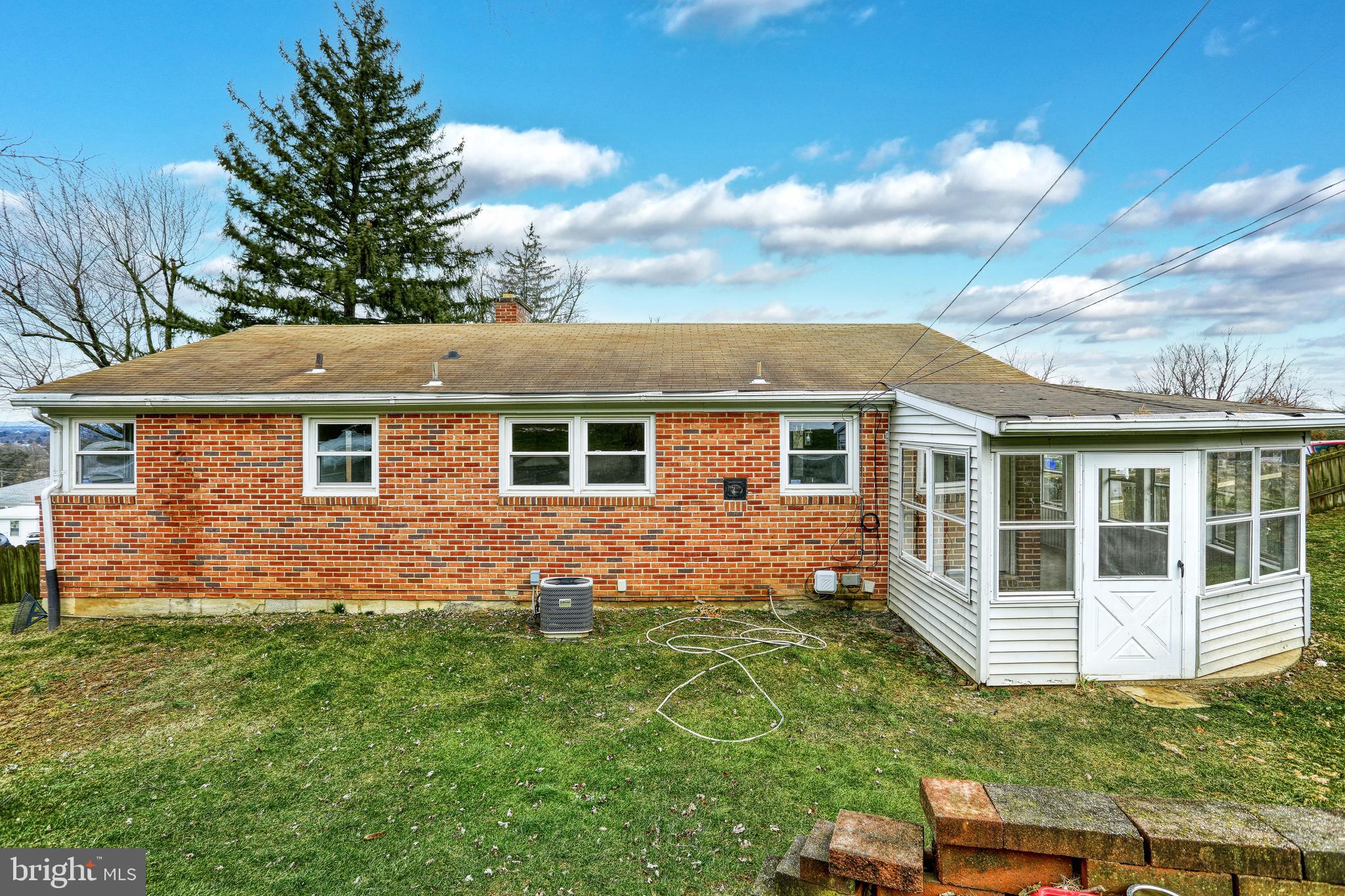 2478 Wharton Road York, PA 17402 - Photo 7 of 45 Gallery Image 7