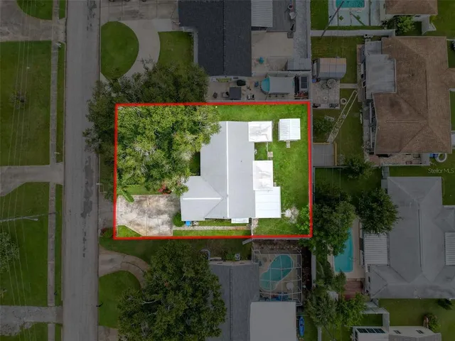 a picture of a cabinet