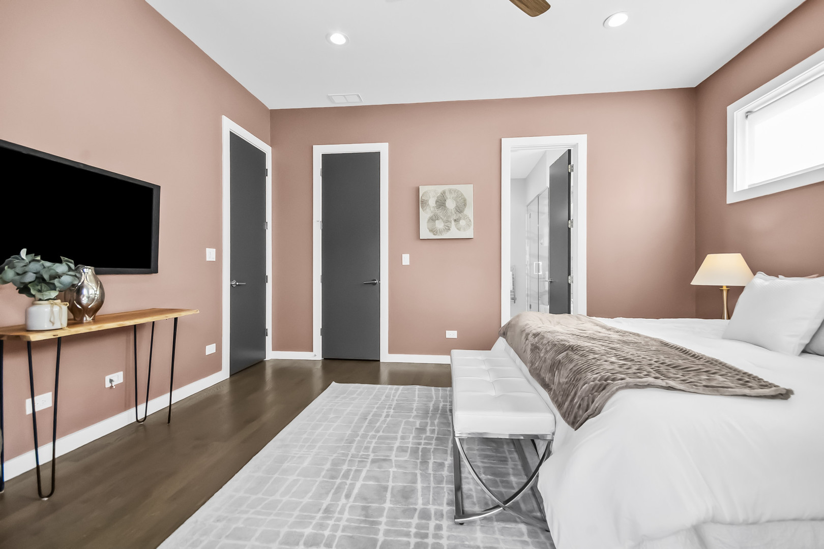2046 West Rice Street, Unit 2 Chicago, IL 60622 - Photo 15 of 25 Gallery Image 15