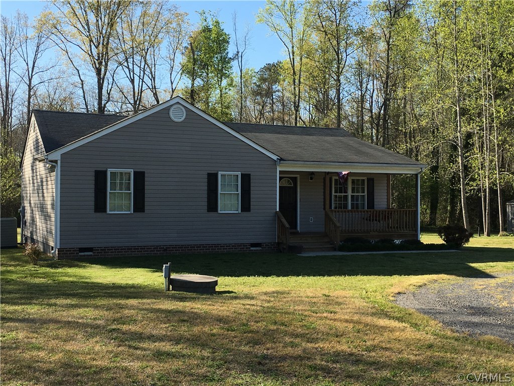 18044 Loving Union Road Disputanta, VA 23842 - Photo 3 of 14 Gallery Image 3