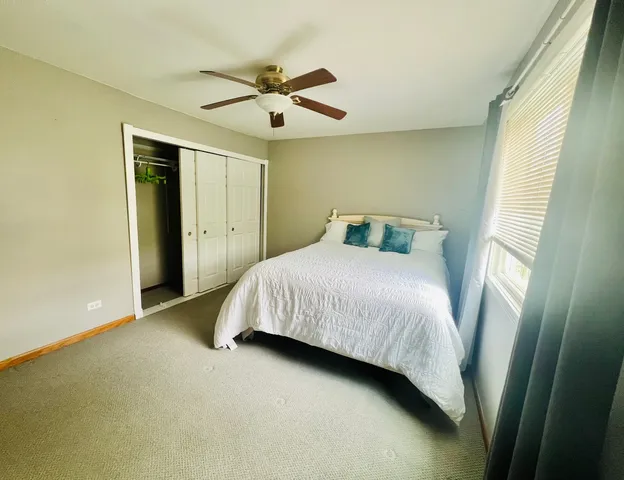 $314,000 | 2S547 Continental Drive, Warrenville, IL 60555