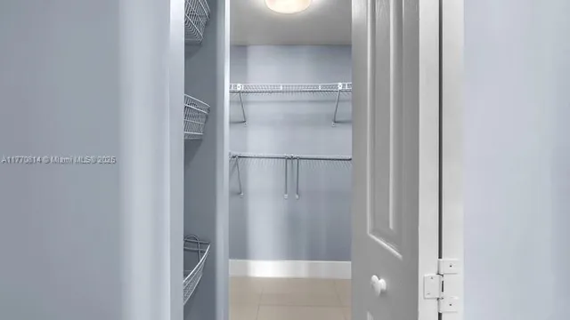 $3,000 | 20301 West Country Club Drive, Unit 2622, Aventura, FL 33180