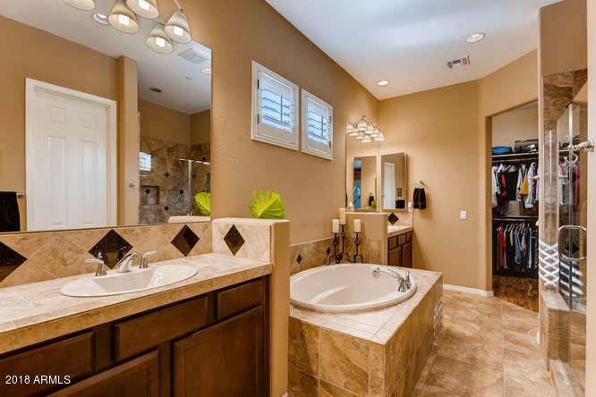 4647 North Aldea Road East Litchfield Park, AZ 85340 - Photo 15 of 31 Master Bath