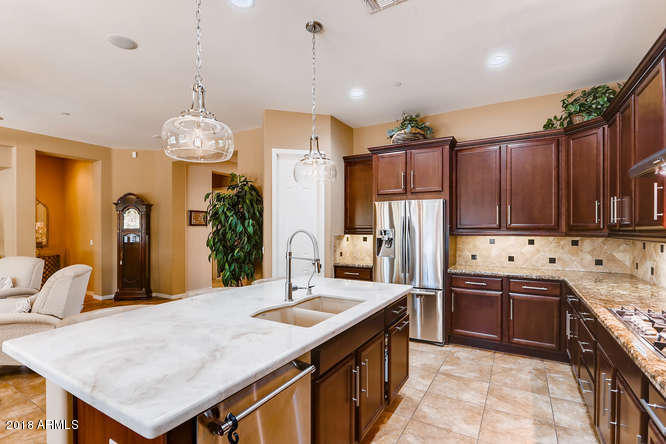 4647 North Aldea Road East Litchfield Park, AZ 85340 - Photo 9 of 31 Kitchen