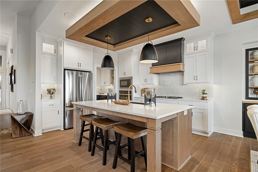 11221 South Sunray Drive Olathe, KS 66061 - Photo 15 of 57