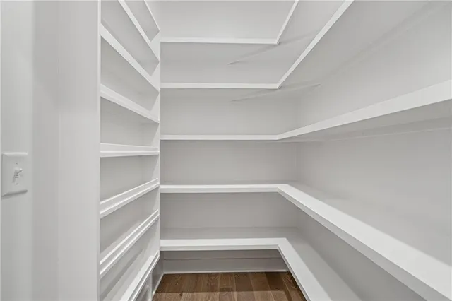 $878,390 | 11221 South Sunray Drive, Olathe, KS 66061