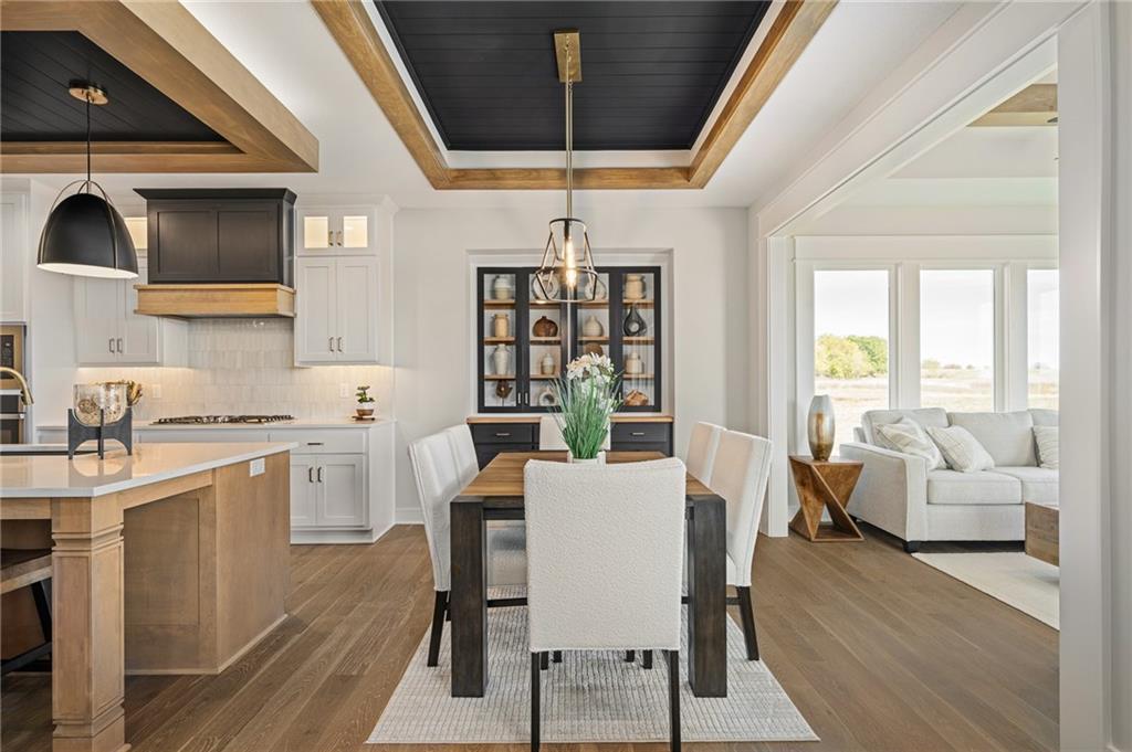 11221 South Sunray Drive Olathe, KS 66061 - Photo 20 of 57