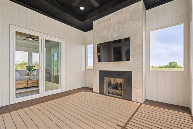 $878,390 | 11221 South Sunray Drive, Olathe, KS 66061