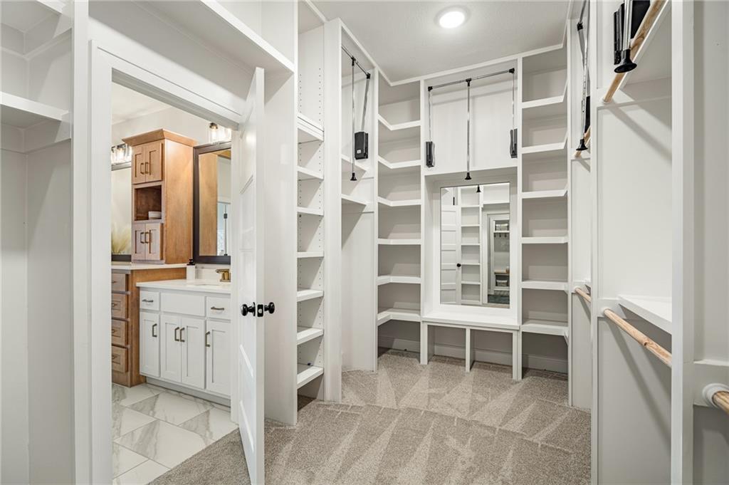 11221 South Sunray Drive Olathe, KS 66061 - Photo 31 of 57