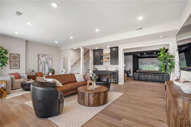 $878,390 | 11221 South Sunray Drive, Olathe, KS 66061