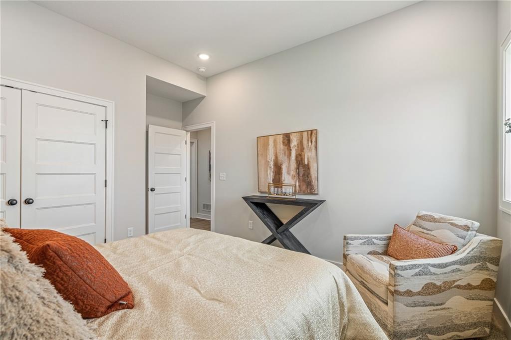 11221 South Sunray Drive Olathe, KS 66061 - Photo 49 of 57