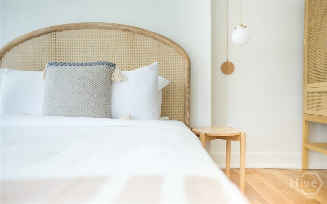 1 East Gordon Street, Unit 5 Savannah, GA 31401 - Photo 12 of 27