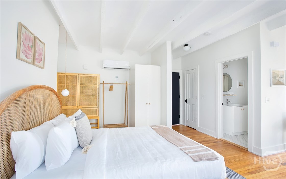 1 East Gordon Street, Unit 5 Savannah, GA 31401 - Photo 13 of 27