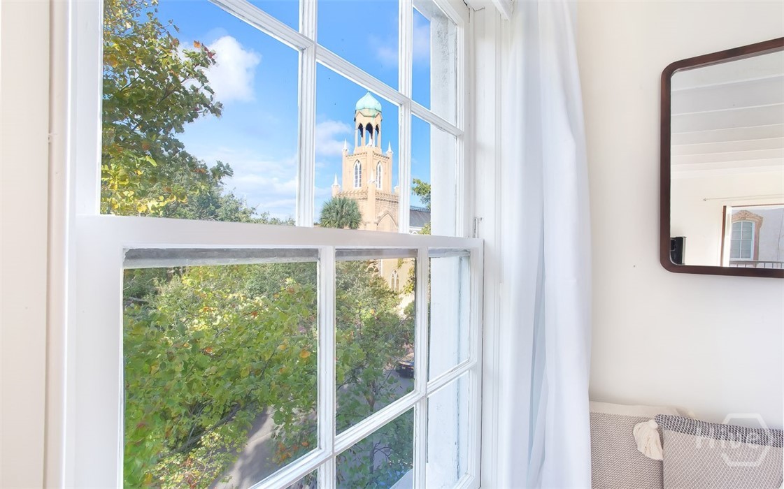 1 East Gordon Street, Unit 5 Savannah, GA 31401 - Photo 10 of 27