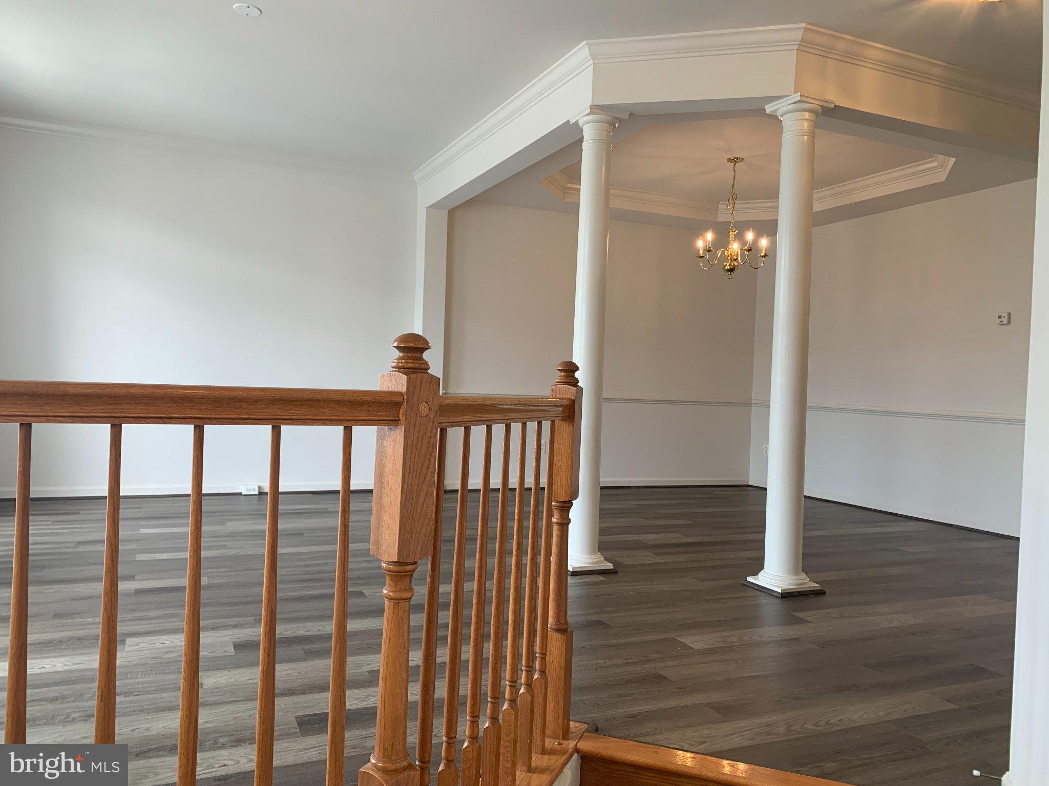 43395 Allisons Ridge Terrace Ashburn, VA 20148 - Photo 2 of 32 Spacious entryway with elegant columns.