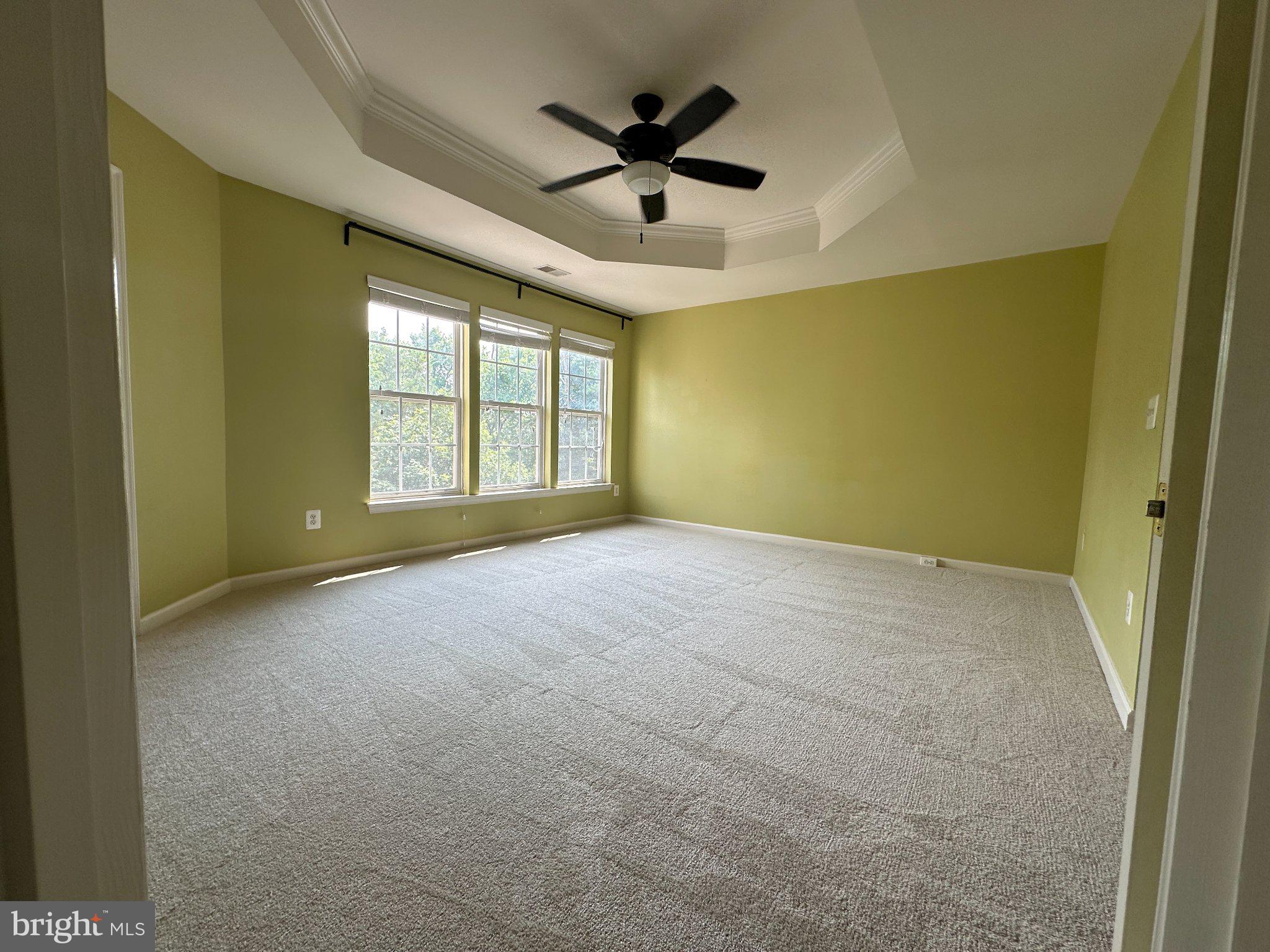 43395 Allisons Ridge Terrace Ashburn, VA 20148 - Photo 21 of 32 Spacious room with natural light.