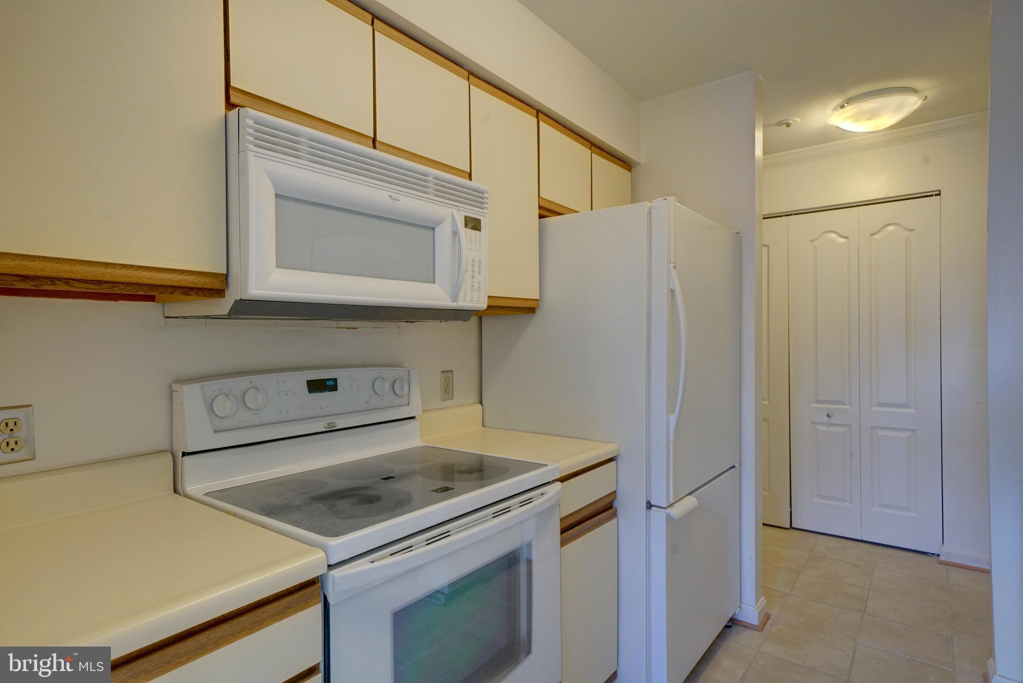 8384 Montgomery Run Road, Unit E Ellicott City, MD 21043 - Photo 11 of 32