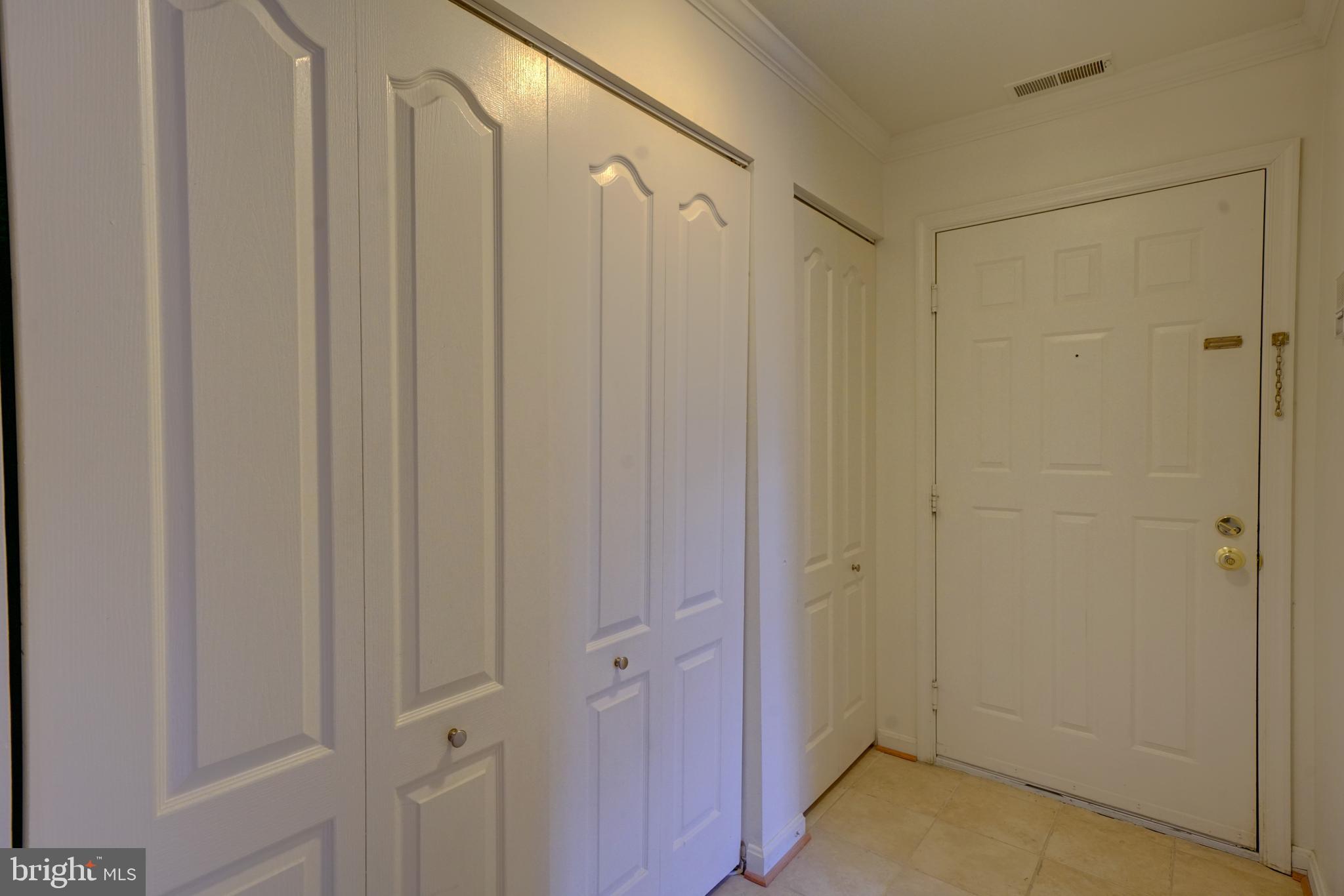 8384 Montgomery Run Road, Unit E Ellicott City, MD 21043 - Photo 18 of 32