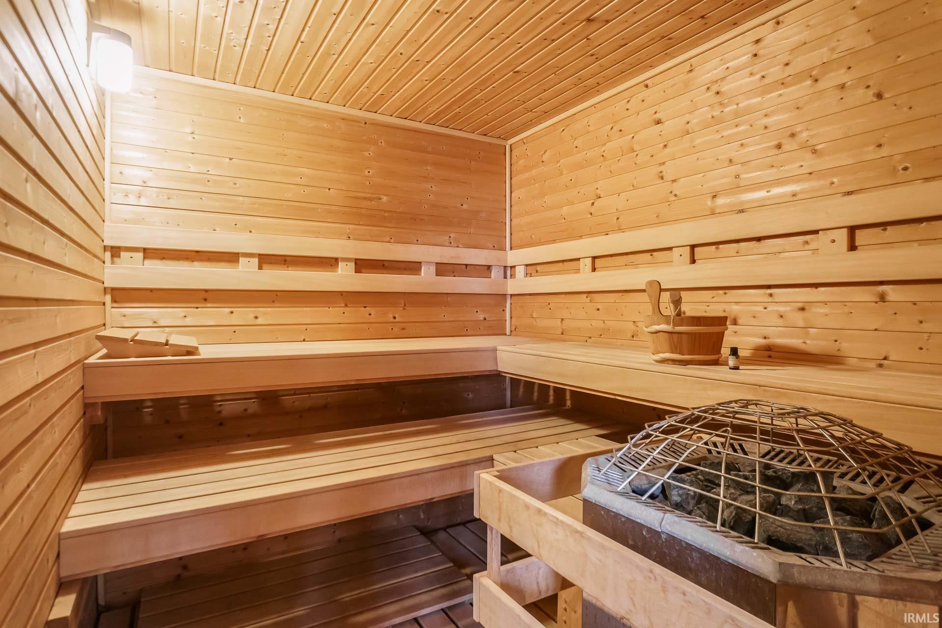 19190 Roosevelt Road South Bend, IN 46614 - Photo 32 of 36