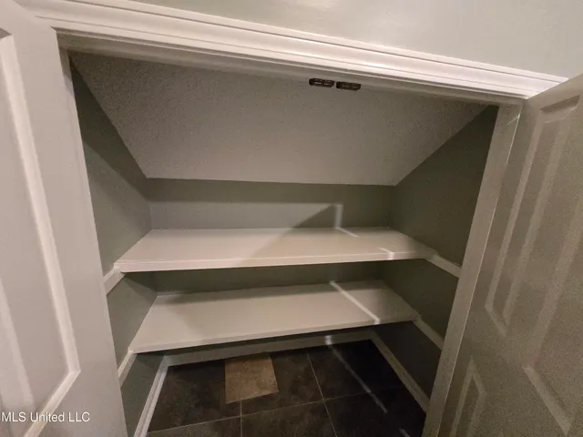 $3,000 | 408 Caribe Place North, Gulfport, MS 39507