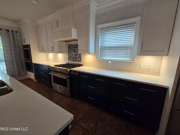 $2,700 | 408 Caribe Place North, Gulfport, MS 39507