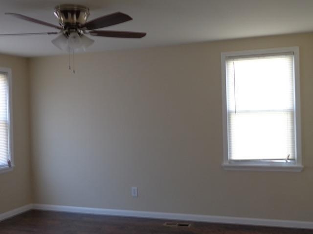 731 North Indiana Street Griffith, IN 46319 - Photo 3 of 10 640x480