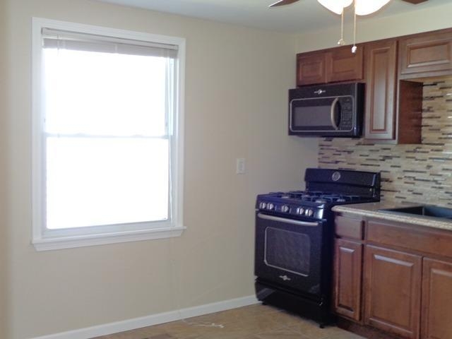 731 North Indiana Street Griffith, IN 46319 - Photo 5 of 10 640x480