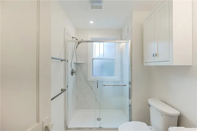 $2,700 | 65 Burton Street, Unit 2, Bristol, RI 02809