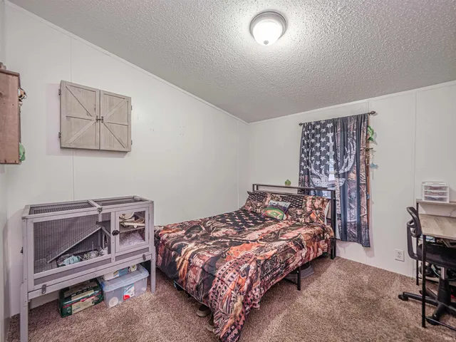 $219,000 | 8874 South Meadow Lane, Owensville, IN 47665