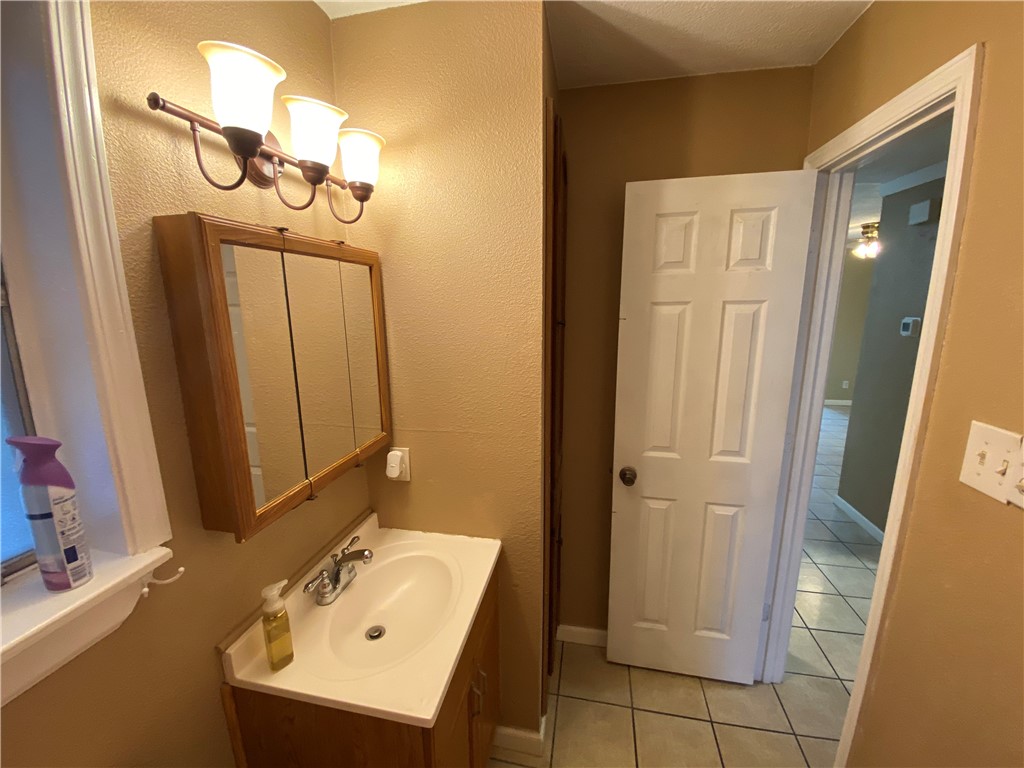 6702 Everhart Road, Unit H108 Corpus Christi, TX 78413 - Photo 10 of 19