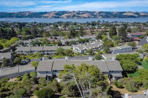 $549,000 | 2016 Clearview Circle, Benicia, CA 94510