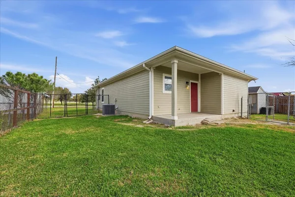 $135,000 | 9015 Landis Drive, Beaumont, TX 77707