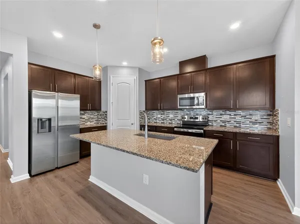 $2,200 | 8053 Cherrystone Street, Leesburg, FL 34748