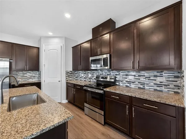 $2,200 | 8053 Cherrystone Street, Leesburg, FL 34748