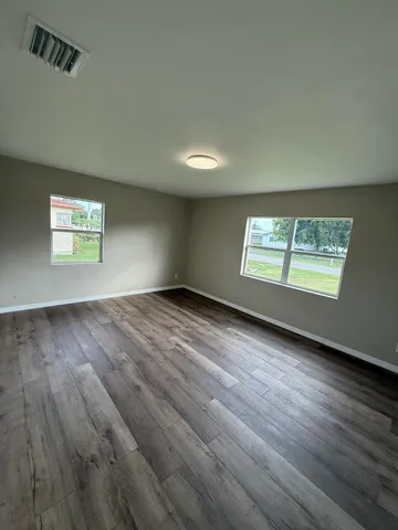 $359,000 | 217 Northwest Nw Avenue East, Belle Glade, FL 33430