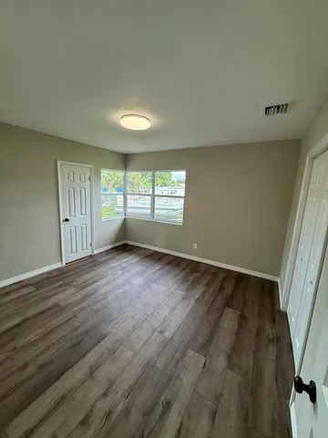 $359,000 | 217 Northwest Nw Avenue East, Belle Glade, FL 33430