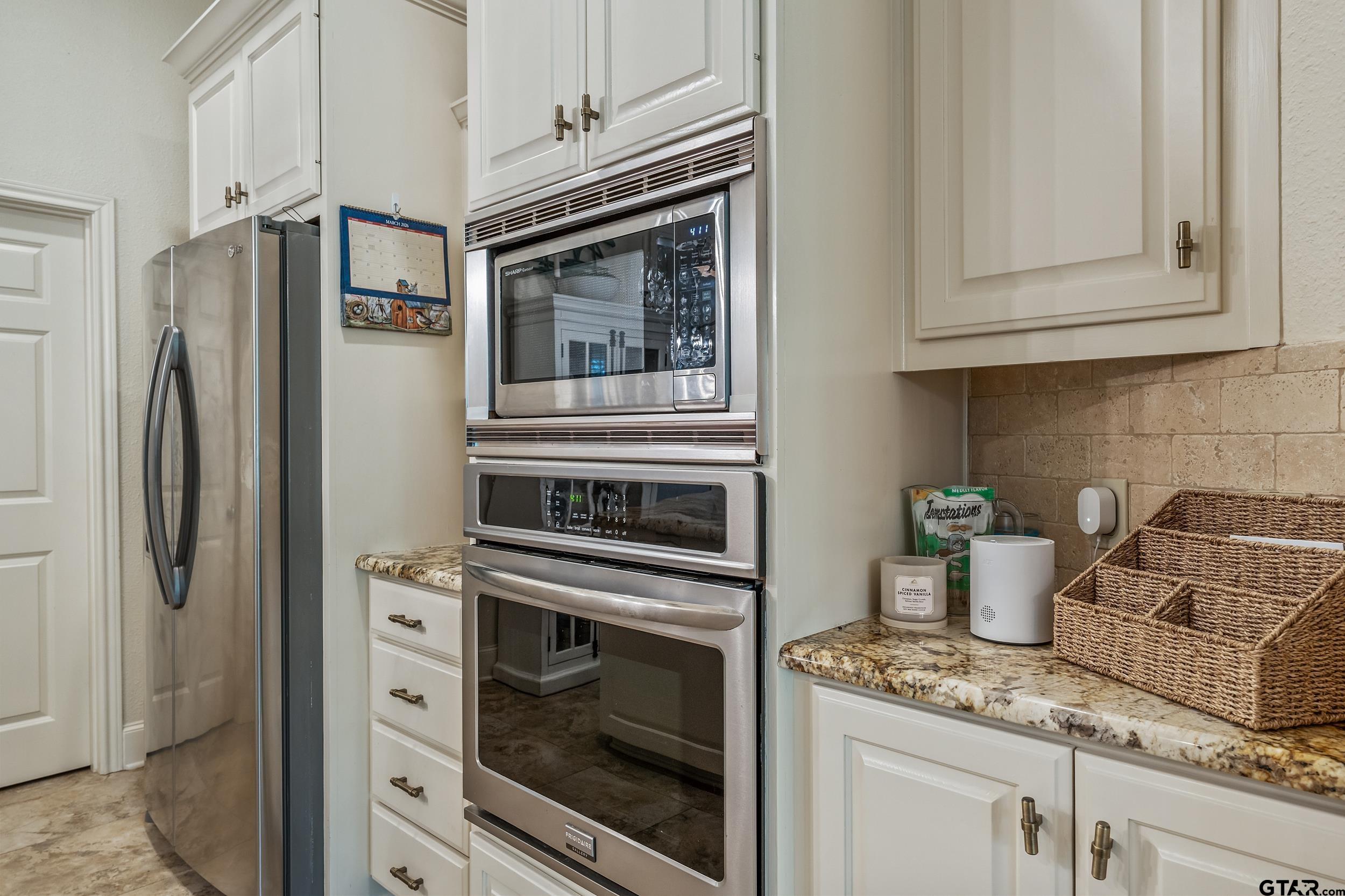 18716 Oakbrook Road Tyler, TX 75703 - Photo 19 of 44