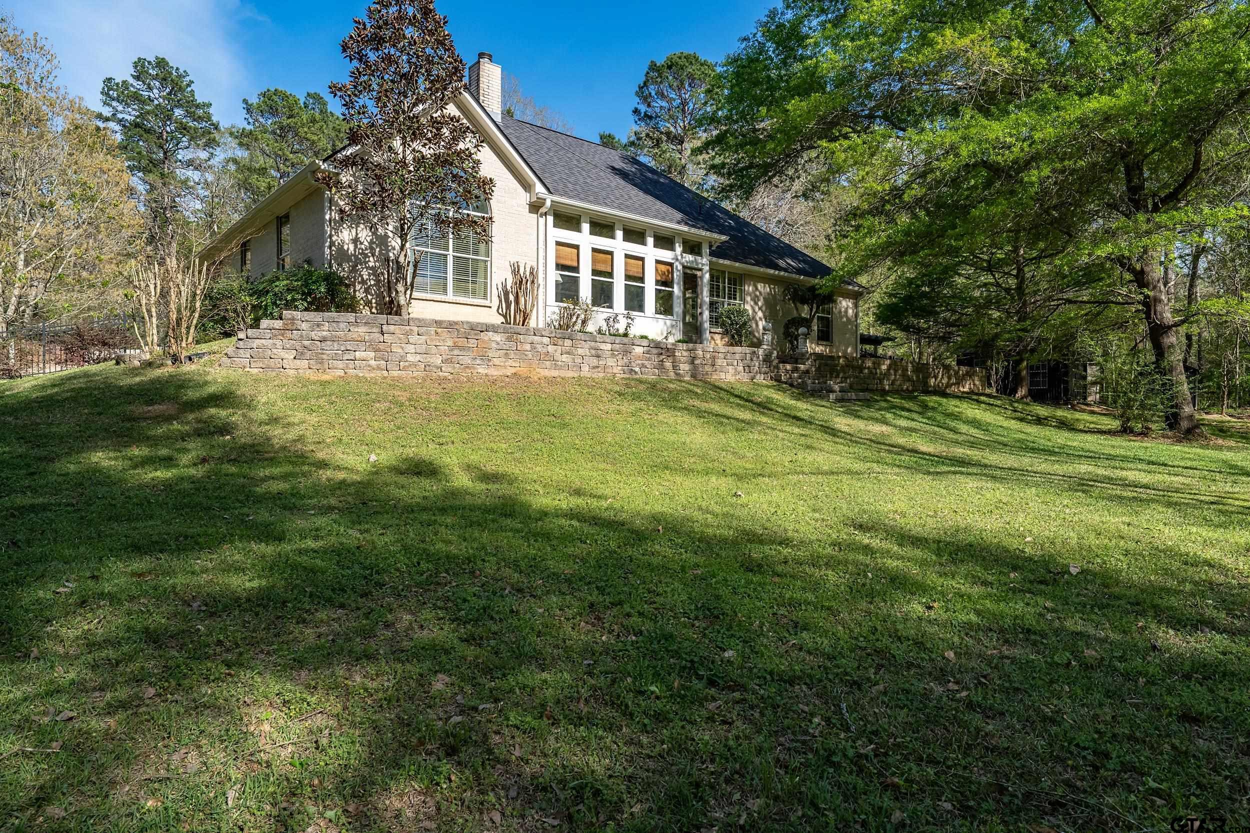 18716 Oakbrook Road Tyler, TX 75703 - Photo 34 of 44