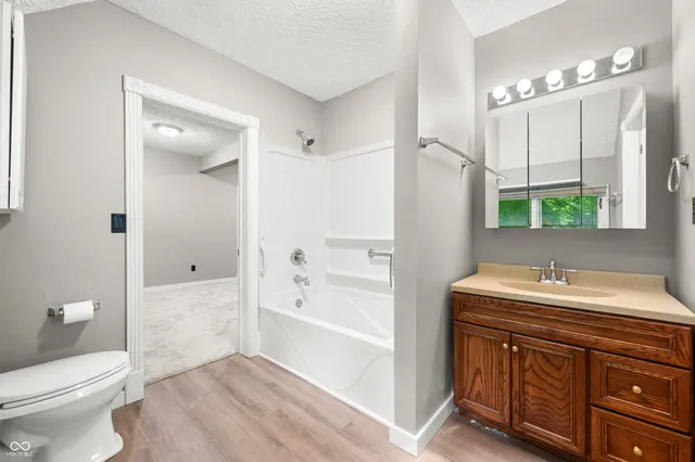 $1,250,000 | 115 Jordan Road, Indianapolis, IN 46217