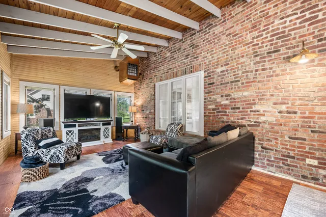 $1,250,000 | 115 Jordan Road, Indianapolis, IN 46217