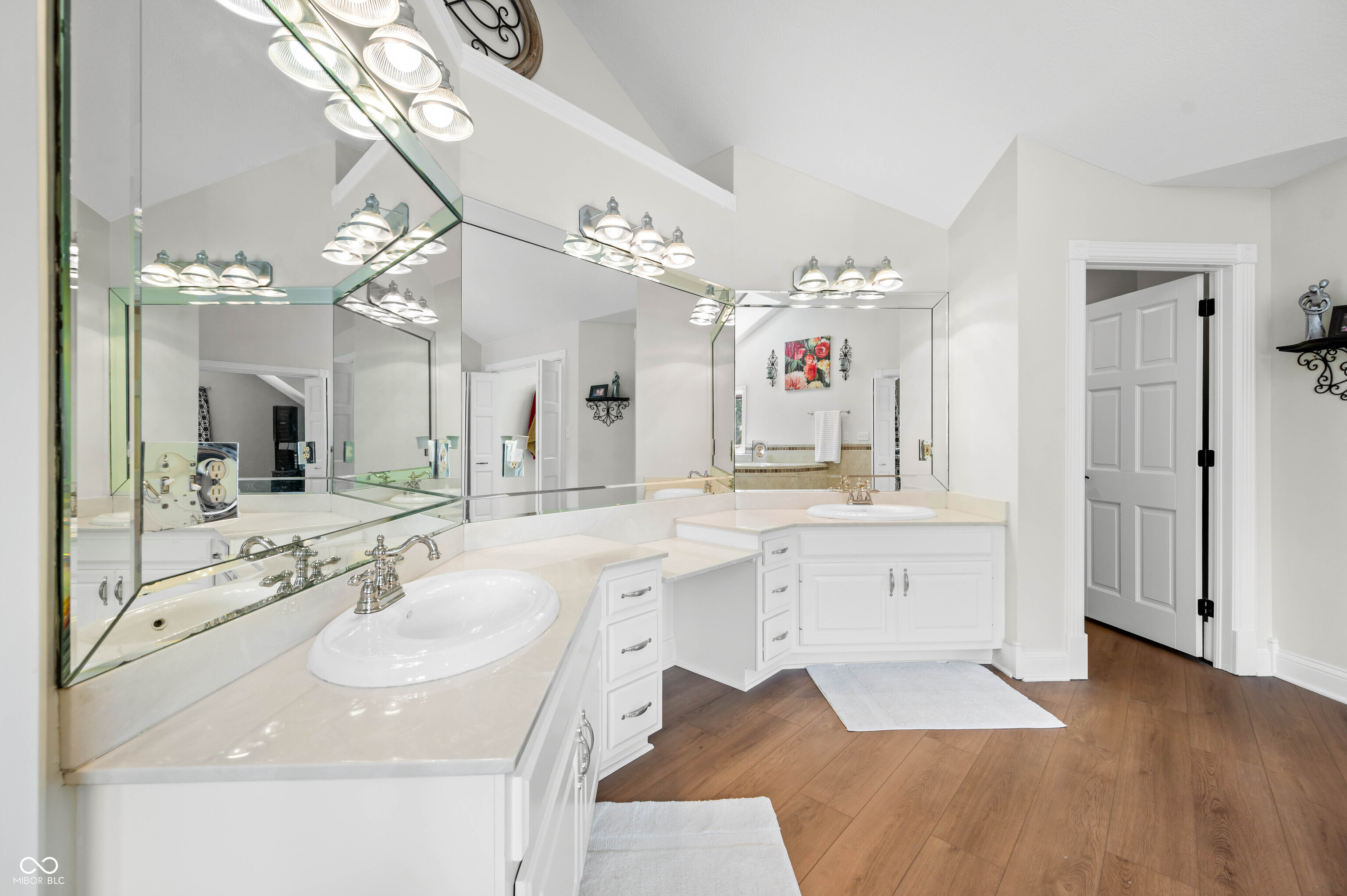 115 Jordan Road Indianapolis, IN 46217 - Photo 46 of 136