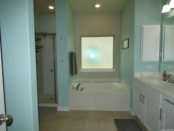 $2,100 | 10503 Pablo Way, Converse, TX 78109