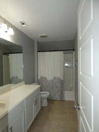 $2,100 | 10503 Pablo Way, Converse, TX 78109