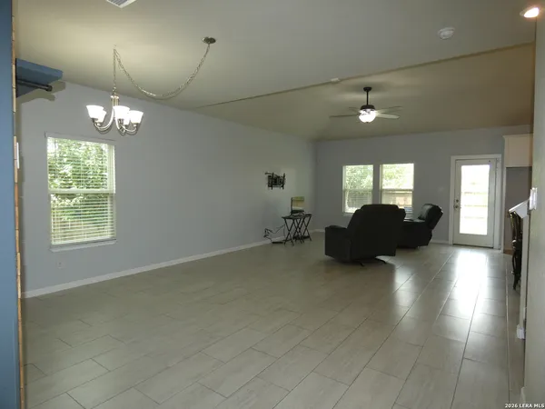 $2,100 | 10503 Pablo Way, Converse, TX 78109