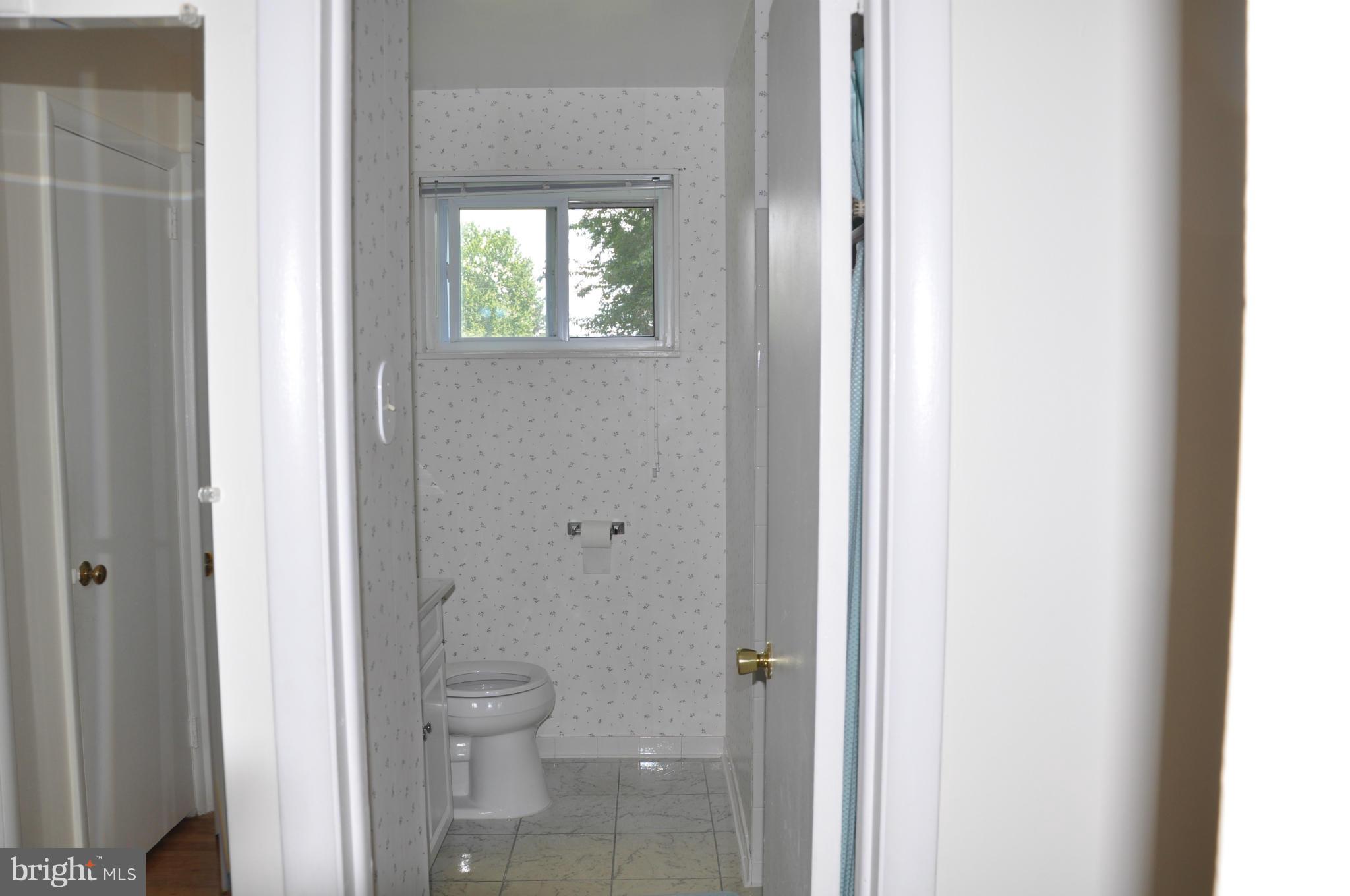 3802 Wendy Lane Silver Spring, MD 20906 - Photo 6 of 10 Bath (Master)