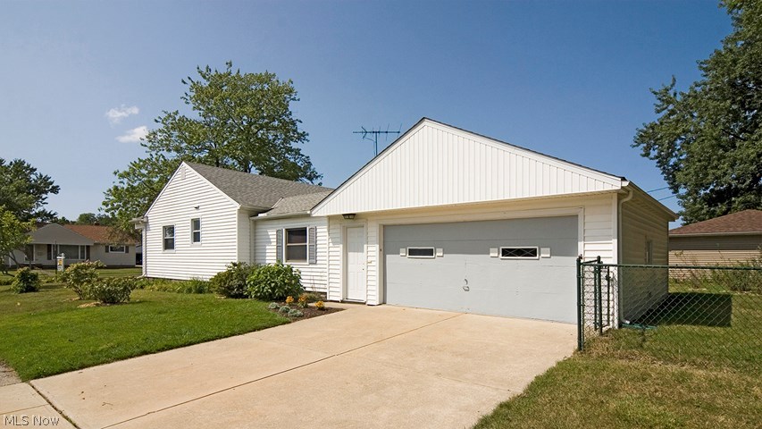 1787 Bellingham Road Cleveland, OH 44124 - Photo 5 of 21 Located on a corner lot in Mayfield Heights with attached 2 car garage.