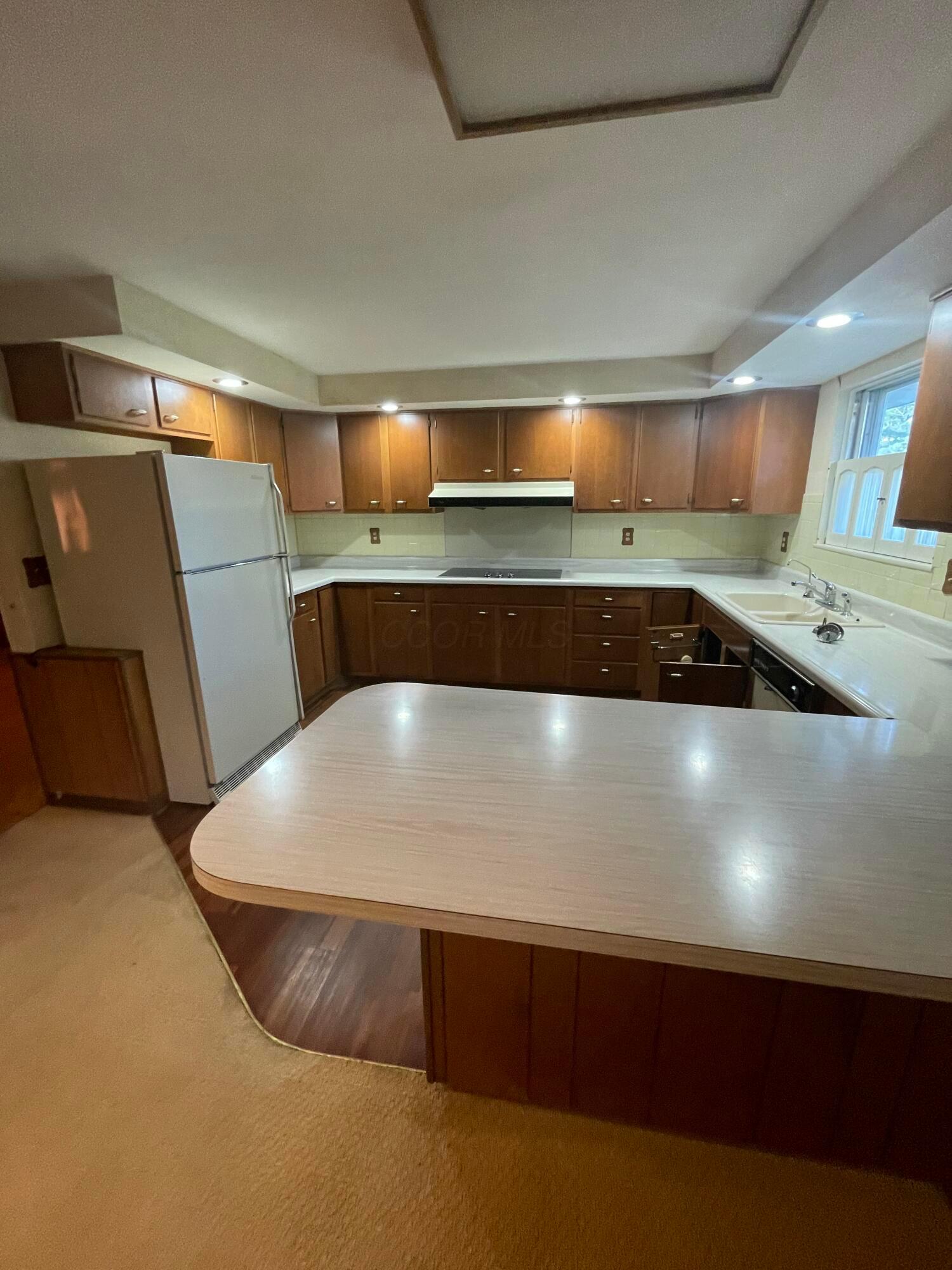 5384 Springfield Jamestown Road Springfield, OH 45502 - Photo 4 of 16 tempImageMXTPQM