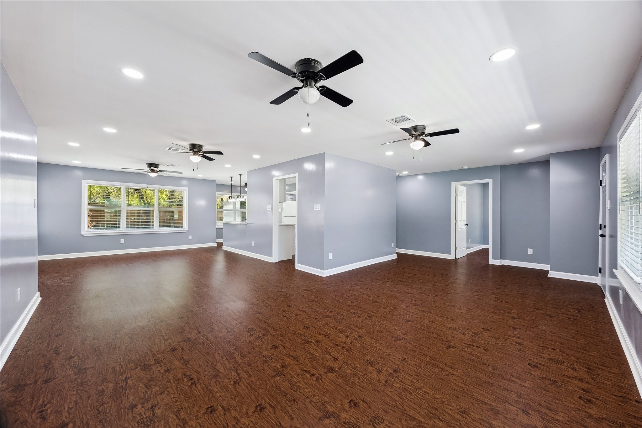 8519 Hatton Street Houston, TX 77025 - Photo 2 of 12