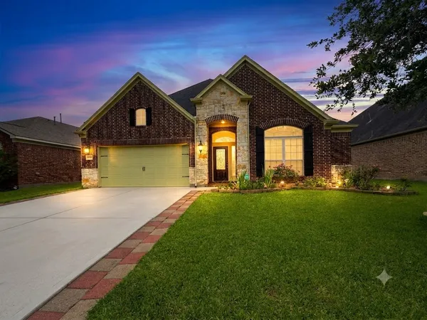 $390,000 | 2818 Krenek Court, Rosenberg, TX 77471
