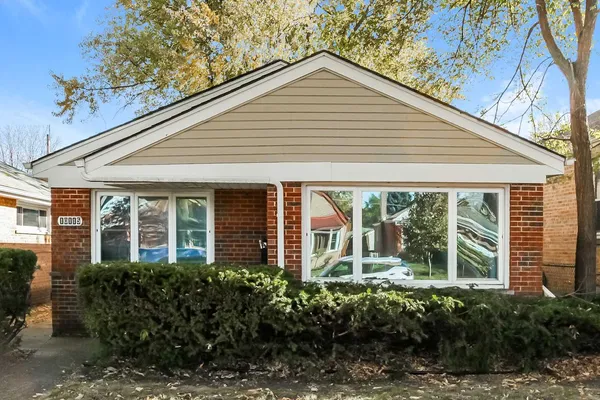 $2,445 | 10115 South California Avenue, Chicago, IL 60655